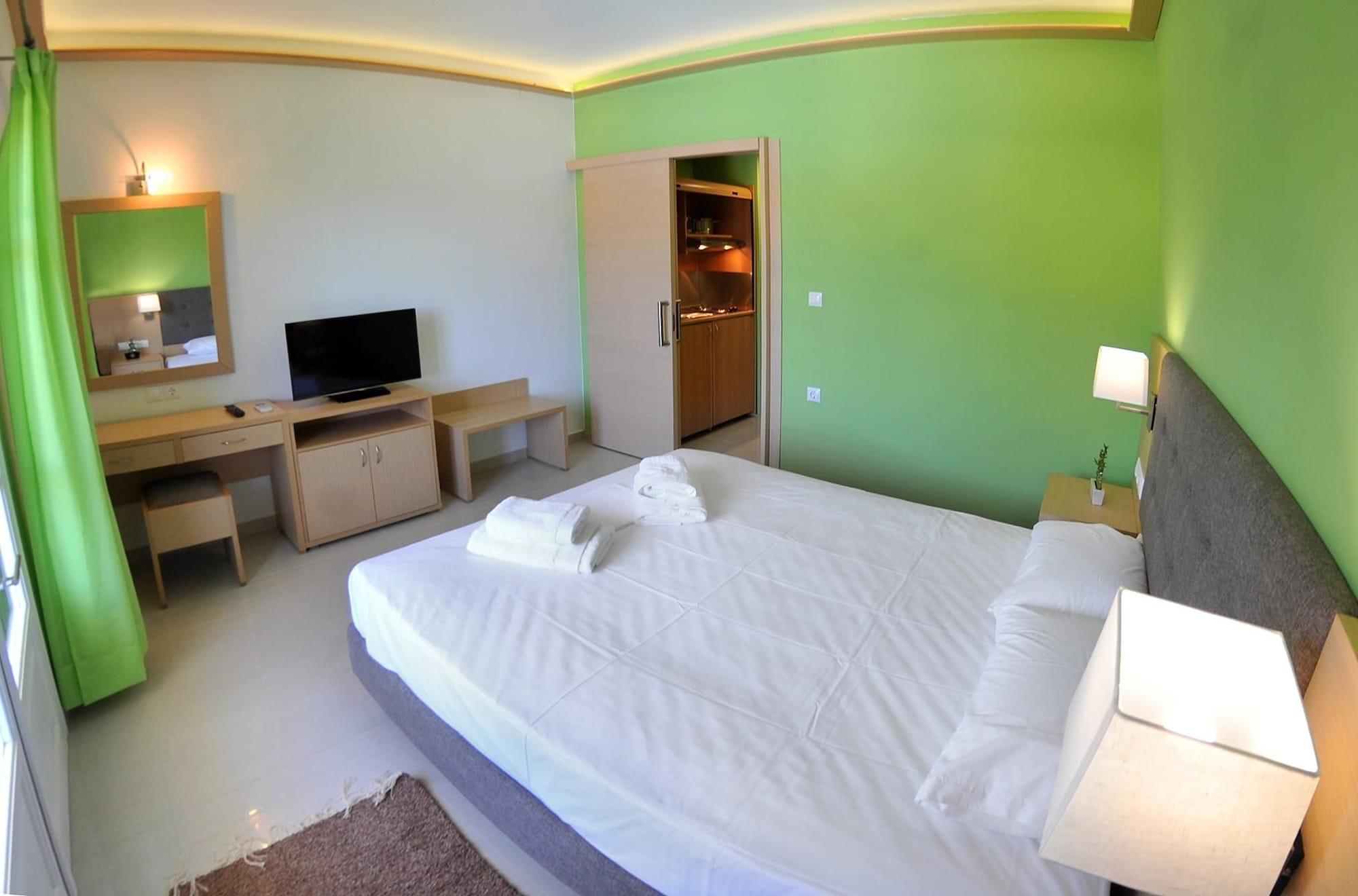Yénion Vliho Bay Suites & Apartments מראה חיצוני תמונה