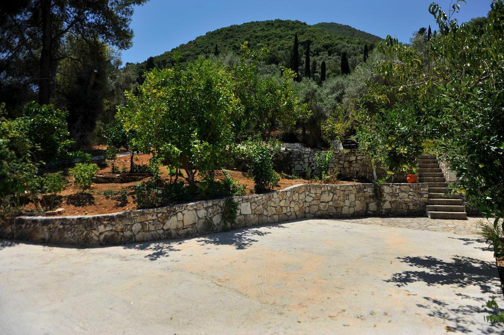 Yénion Vliho Bay Suites & Apartments מראה חיצוני תמונה