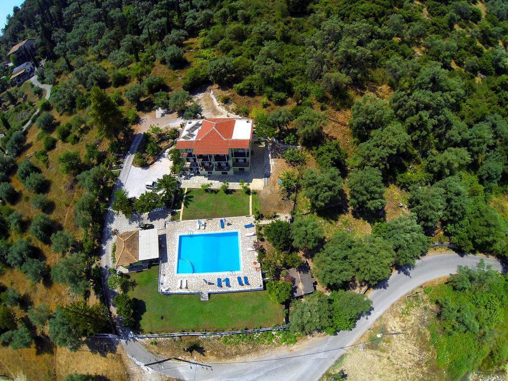 Yénion Vliho Bay Suites & Apartments מראה חיצוני תמונה