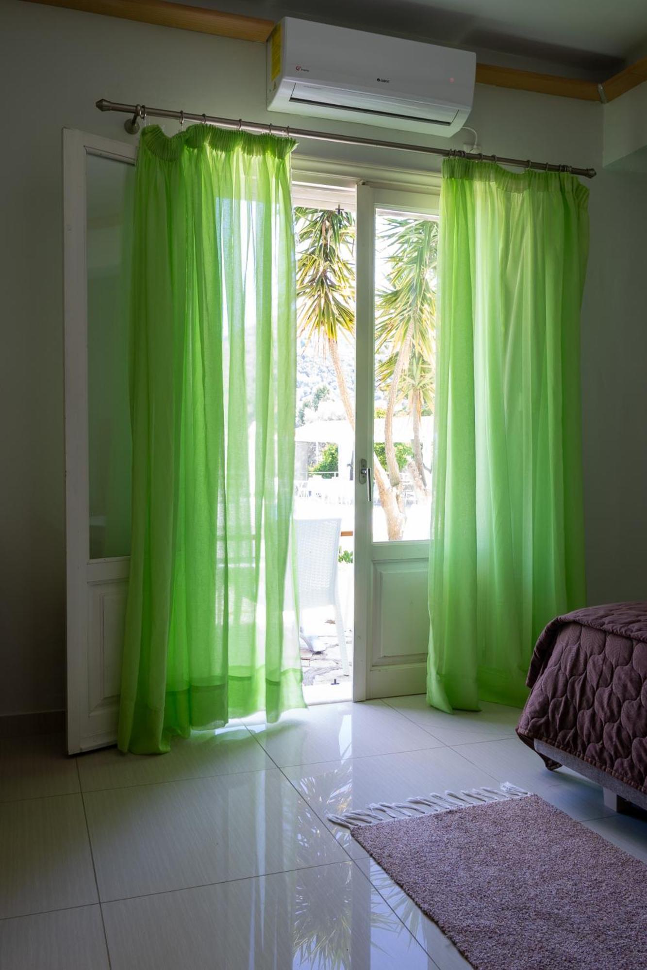 Yénion Vliho Bay Suites & Apartments מראה חיצוני תמונה