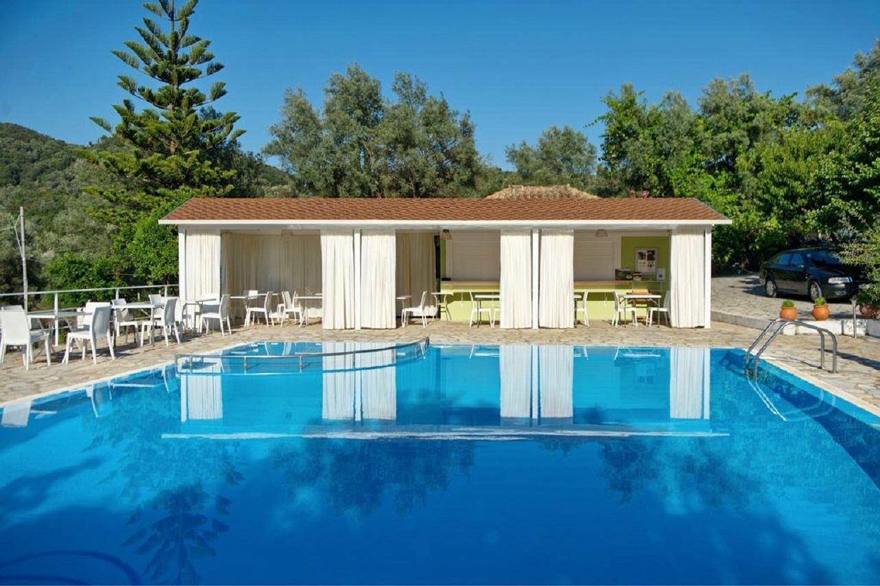 Yénion Vliho Bay Suites & Apartments מראה חיצוני תמונה